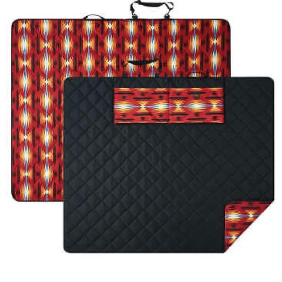 NWT PENDLETON Outdoor Packable Blanket 60X72 multi purpose blanket Red/… - Picture 3 of 14